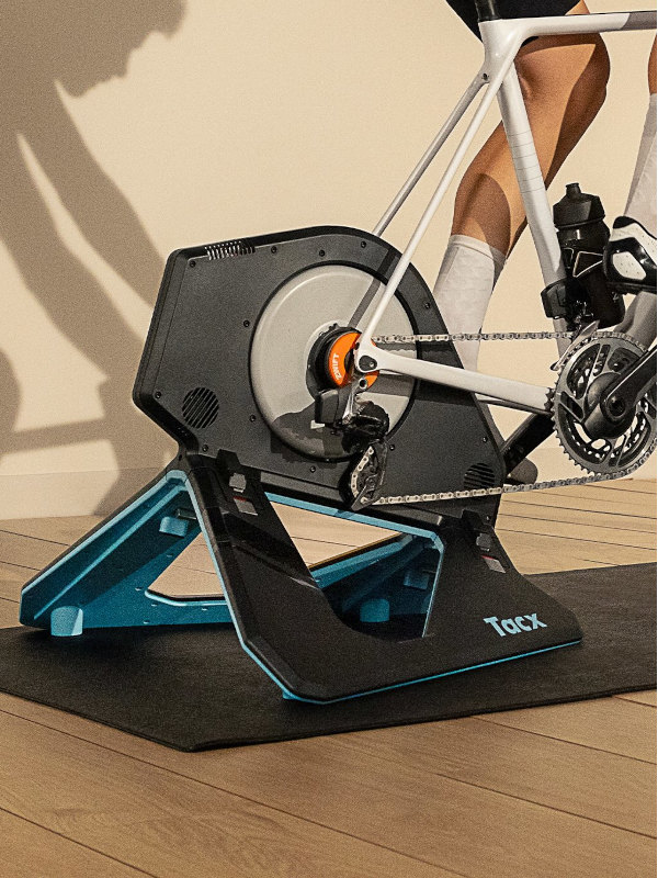 Garmin Tacx NEO 2T Zwift Cog Click 1
