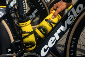 Custom by CamelBak Team Visma Lease a Bike
