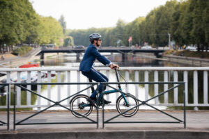bicicleta plegable electrica ciudad